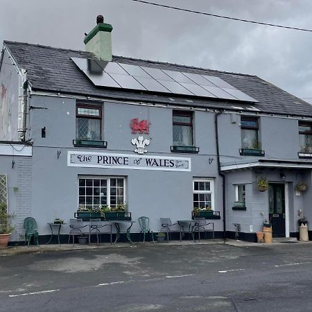 Prince Of Wales Inn Rhymney Eksteriør bilde