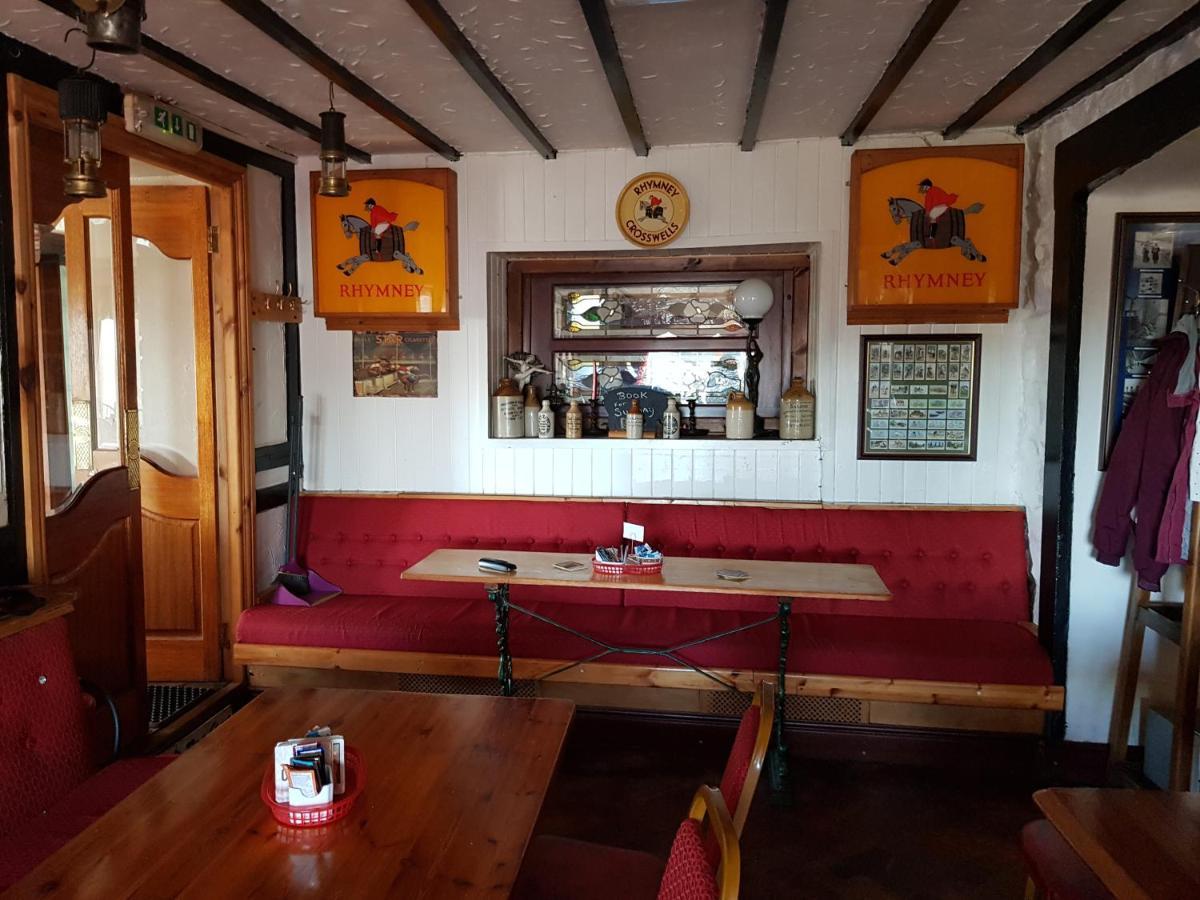 Prince Of Wales Inn Rhymney Eksteriør bilde