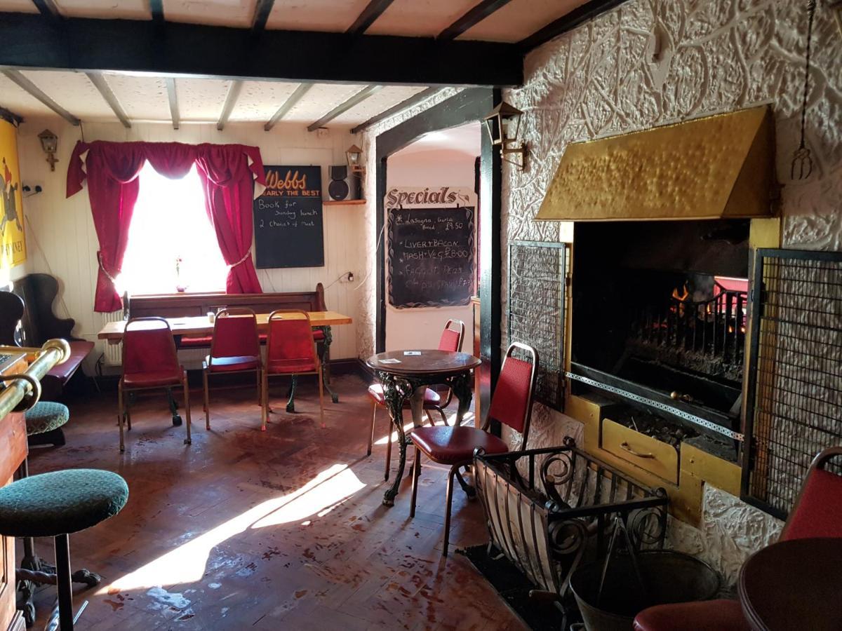 Prince Of Wales Inn Rhymney Eksteriør bilde
