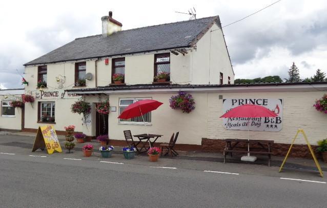 Prince Of Wales Inn Rhymney Eksteriør bilde