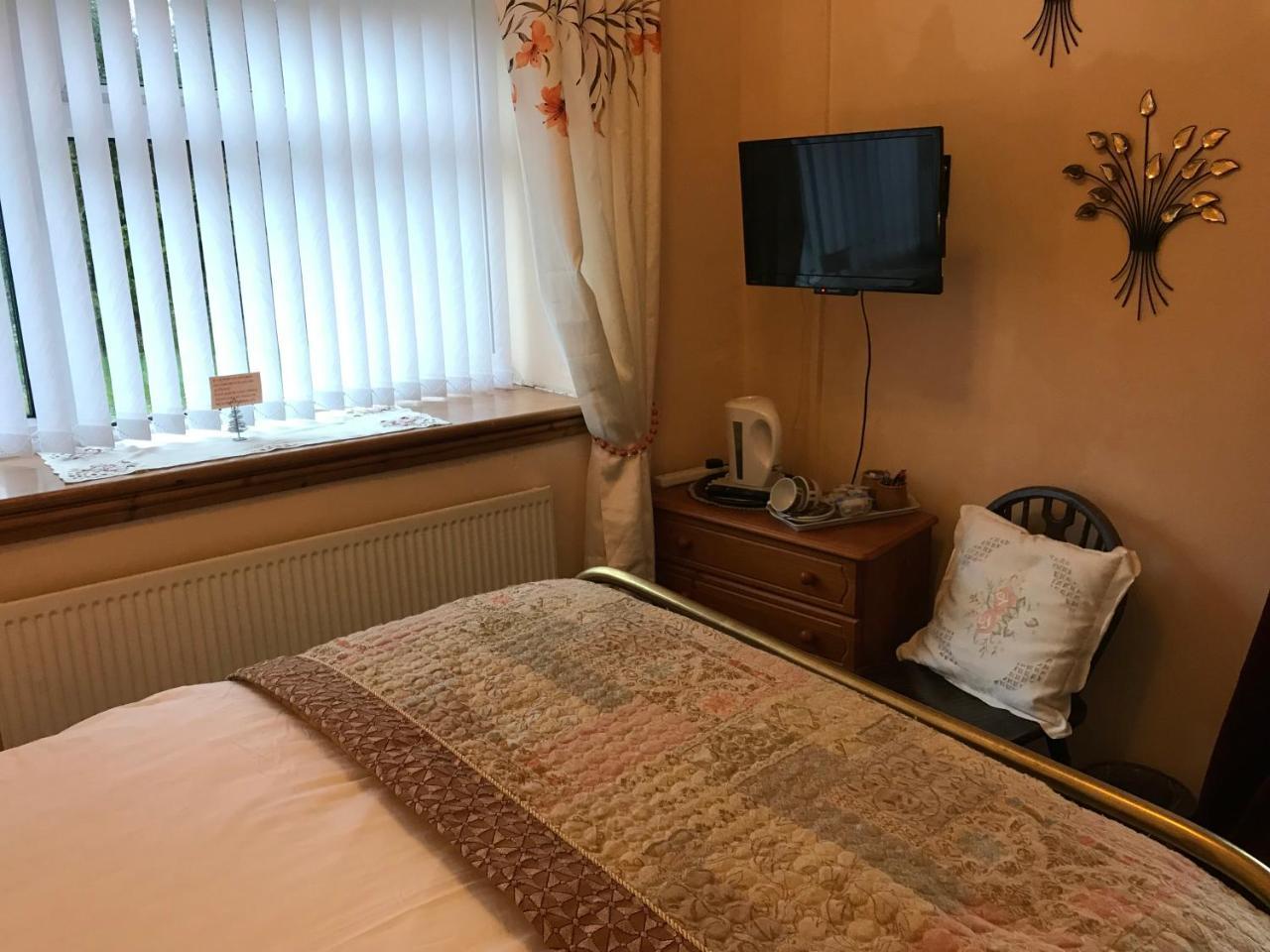 Prince Of Wales Inn Rhymney Eksteriør bilde